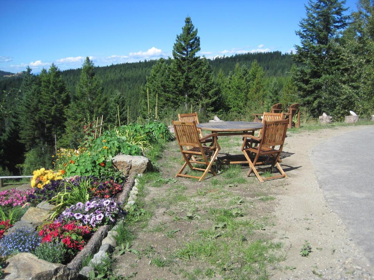 Wild Nature B&B Kelowna Ngoại thất bức ảnh