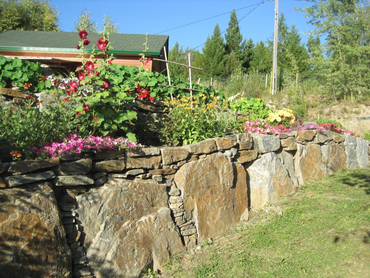 Wild Nature B&B Kelowna Ngoại thất bức ảnh