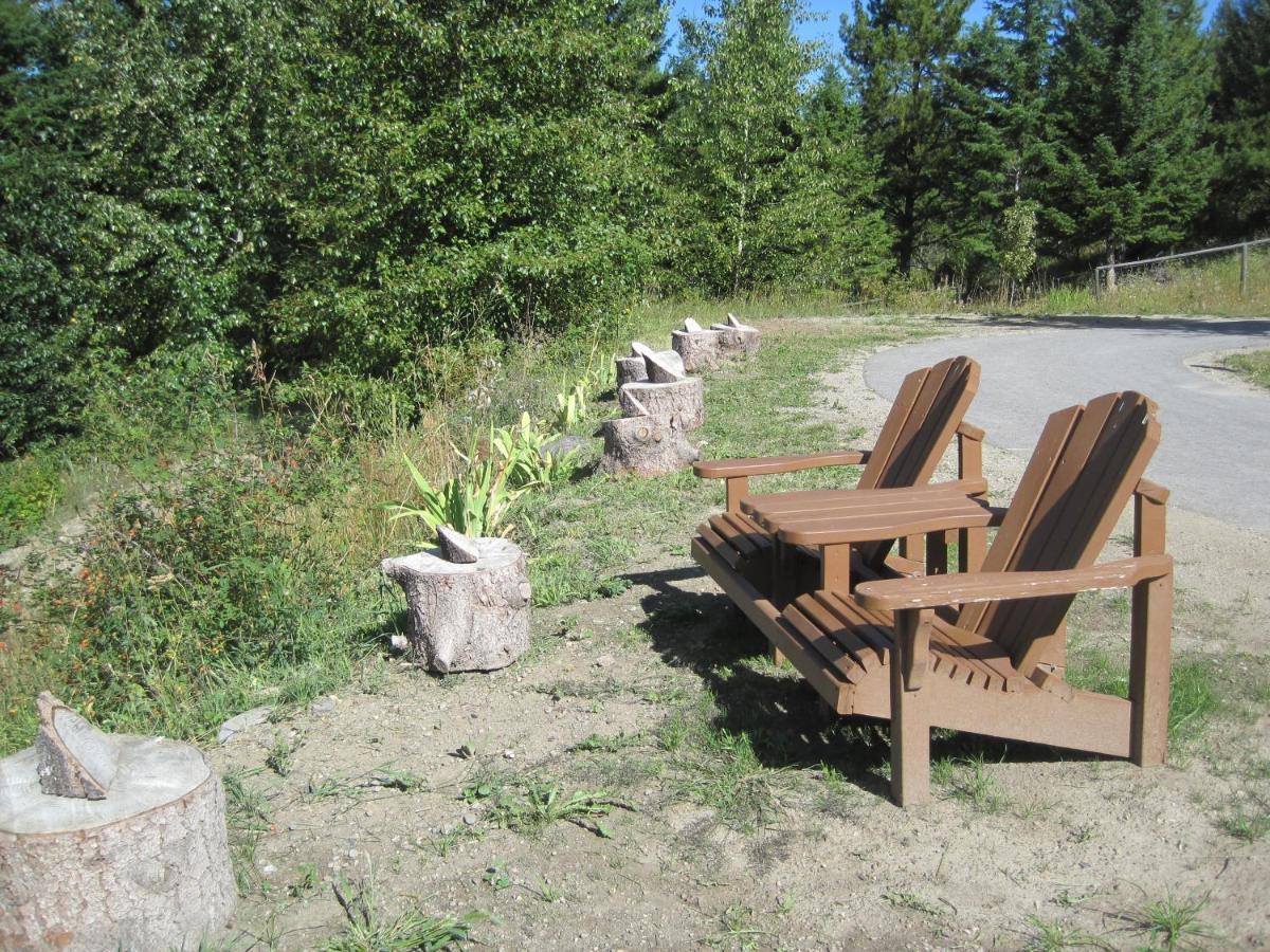 Wild Nature B&B Kelowna Ngoại thất bức ảnh