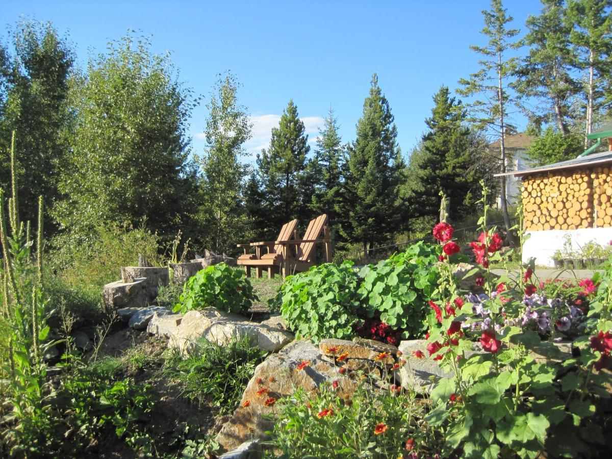 Wild Nature B&B Kelowna Ngoại thất bức ảnh