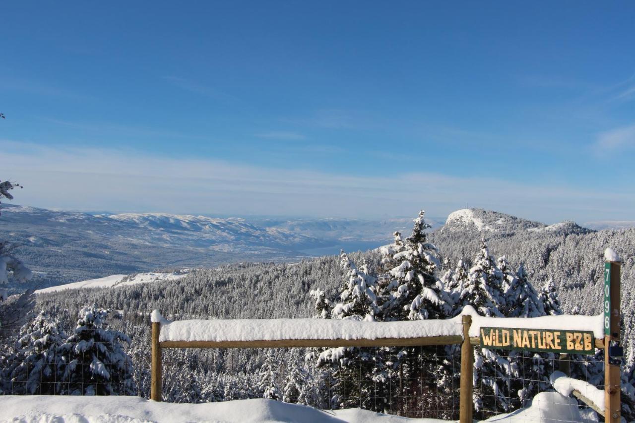 Wild Nature B&B Kelowna Ngoại thất bức ảnh